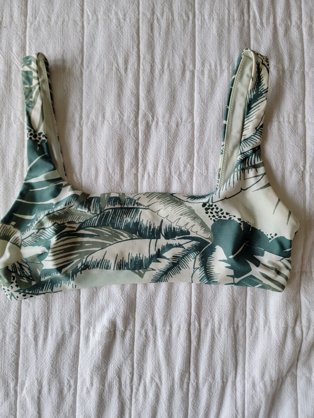 Aerie Scoop Neck Bikini Top Tropical Green Print Size Medium